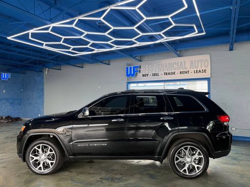 Used 2020 Jeep Grand Cherokee Limited AWD/4WD image 11
