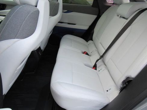 New 2026 Cadillac Optiq Luxury 1 RWD image 28