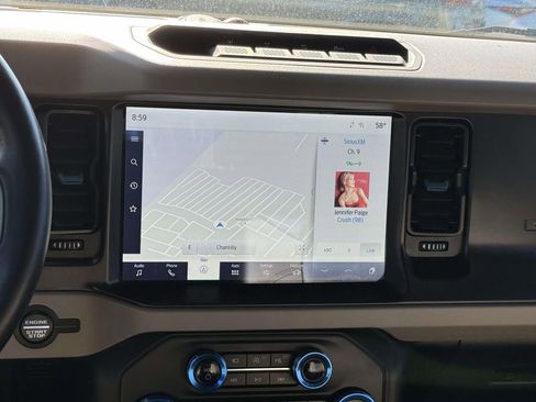 Used 2023 Ford Bronco Wildtrak AWD/4WD image 10