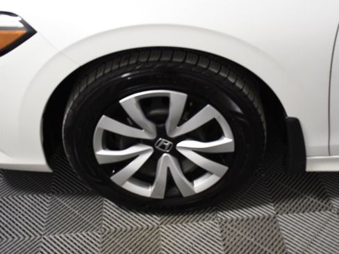 Used 2022 Honda Civic LX image 11
