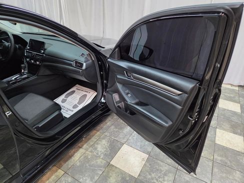 Used 2020 Honda Accord LX image 10