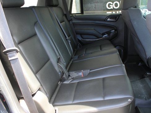 Used 2018 Chevrolet Tahoe 4WD w/ Suspension Package, Off-Road image 16