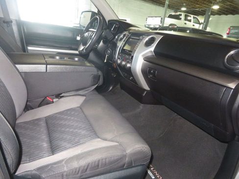 Used 2016 Toyota Tundra SR5 w/ TRD Off Road Package image 38