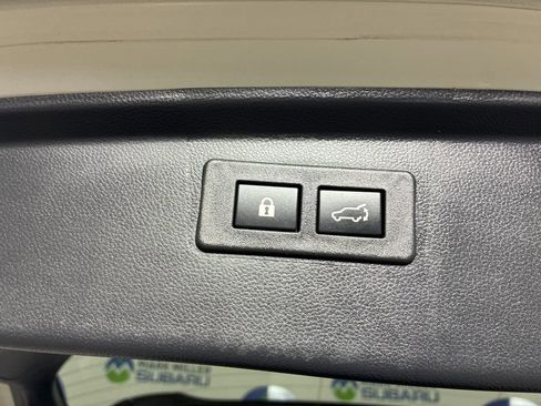 Certified 2025 Subaru Outback Onyx Edition XT w/ Popular Package #2 AWD/4WD image 34