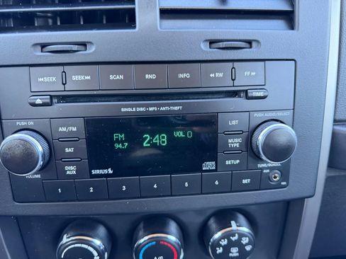 Used 2012 Jeep Liberty Sport image 19