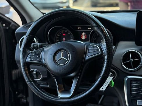 Used 2020 Mercedes-Benz GLA 250 image 17