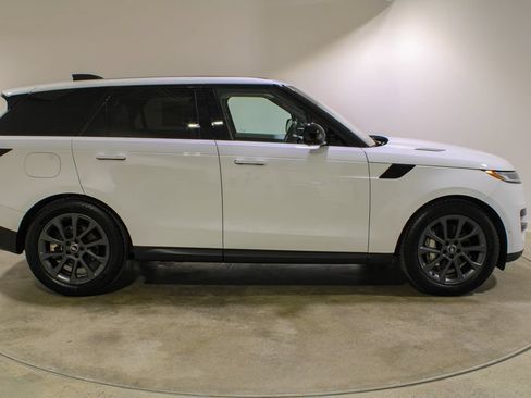 Used 2023 Land Rover Range Rover Sport SE AWD/4WD image 6