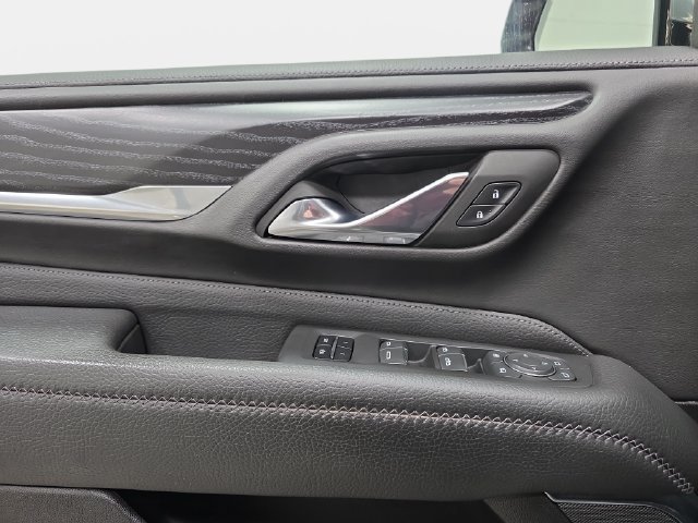 Used 2023 GMC Yukon Denali AWD/4WD image 26