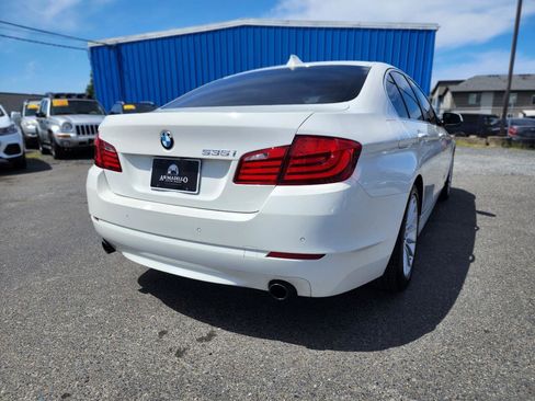Used 2011 BMW 535i Sedan RWD image 8