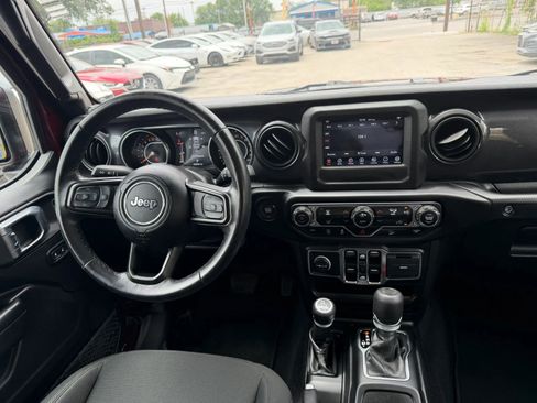 Used 2021 Jeep Wrangler Unlimited Sport AWD/4WD image 15