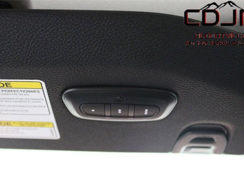 Used 2023 Jeep Gladiator Rubicon w/ Cold Weather Group image 33