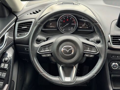 Used 2018 MAZDA MAZDA3 Grand Touring w/ Premium Equipment Package image 15