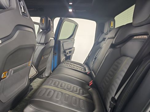 Used 2024 Rivian R1T Adventure AWD/4WD image 21