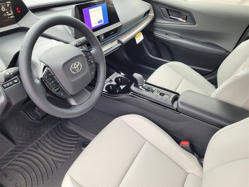 New 2026 Toyota Prius XLE image 7