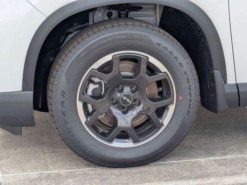 Used 2025 Honda Pilot EX-L image 13
