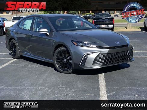 New 2026 Toyota Camry SE image 1