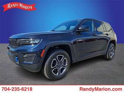 Used 2022 Jeep Grand Cherokee Trailhawk w/ Advanced Protech Group II