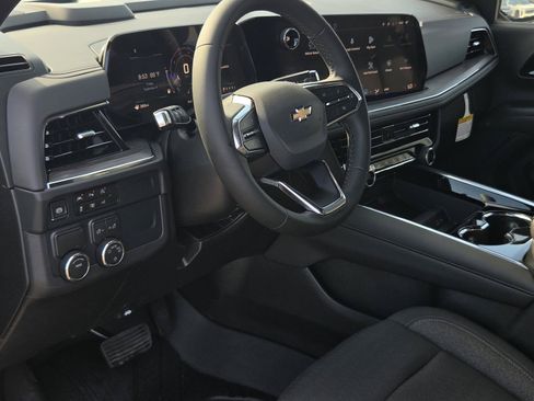 New 2026 Chevrolet Suburban LS RWD image 15
