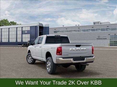 New 2025 RAM 2500 Laramie AWD/4WD image 3