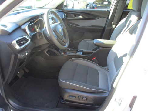 Certified 2023 Chevrolet TrailBlazer LT w/ Convenience Package image 11