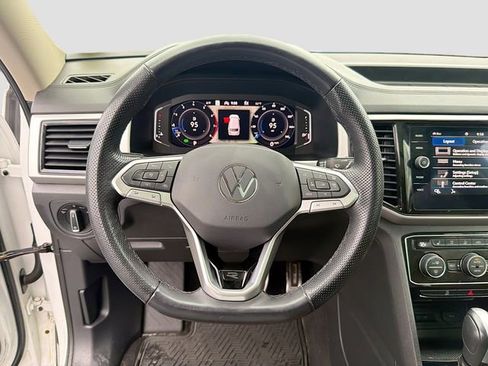 Used 2022 Volkswagen Atlas SEL Premium AWD/4WD image 12