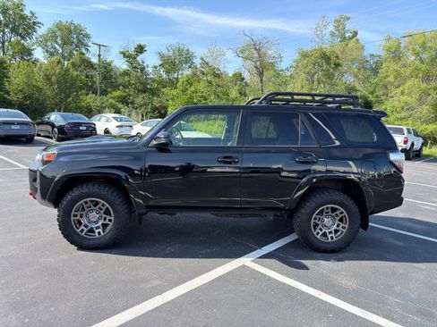 Used 2019 Toyota 4Runner TRD Pro AWD/4WD image 3