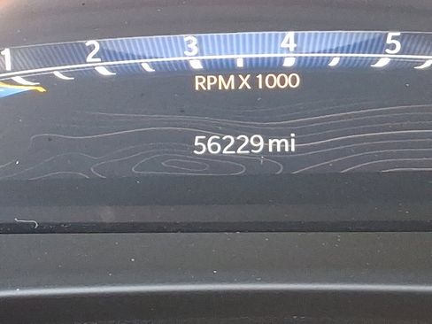Certified 2023 Jeep Grand Cherokee Laredo w/ Luxury Tech Group I AWD/4WD image 5