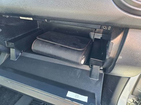 Used 2022 Toyota Tacoma SR image 11