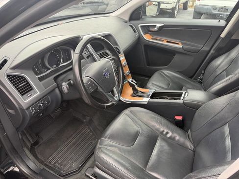 Used 2017 Volvo XC60 T5 Inscription w/ Preferred Option Package image 13