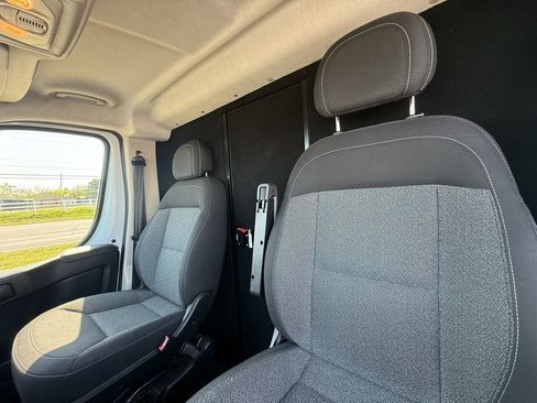 Used 2018 RAM ProMaster 3500 w/ Premium Appearance Group image 13