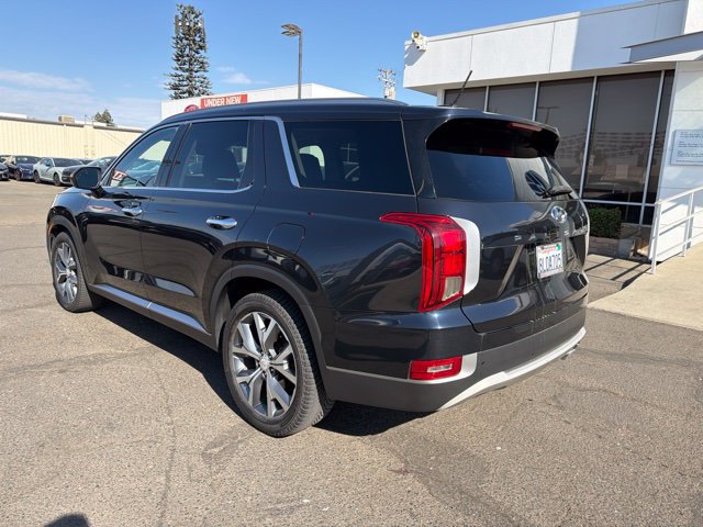 Used 2020 Hyundai Palisade SEL w/ Convenience Package FWD image 3