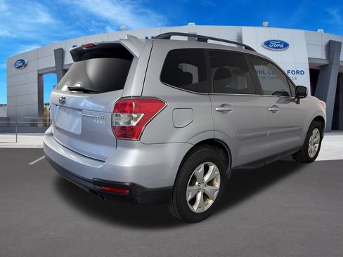 Used 2016 Subaru Forester 2.5i Limited AWD/4WD image 7