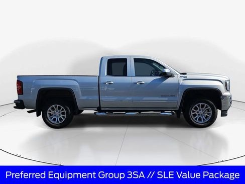 Used 2018 GMC Sierra 1500 SLE w/ SLE Value Package image 3