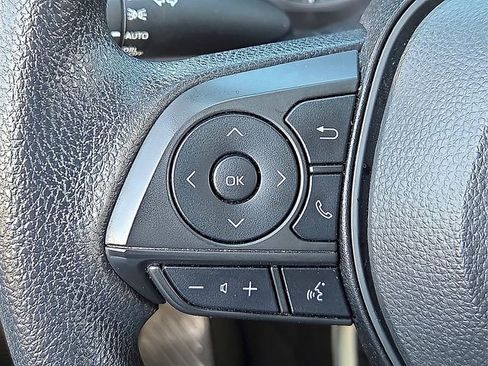 Used 2024 Toyota Corolla LE image 19