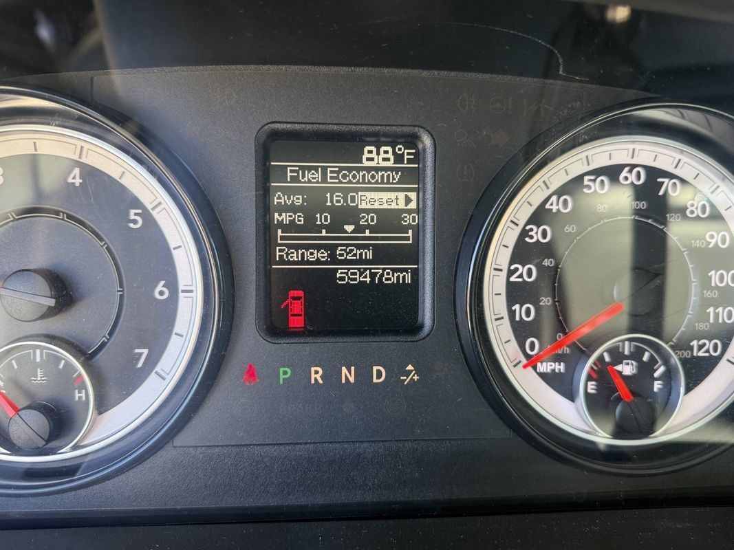 Used 2019 RAM 1500 ST AWD/4WD image 11