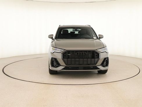 New 2025 Audi Q3 2.0T Premium image 11