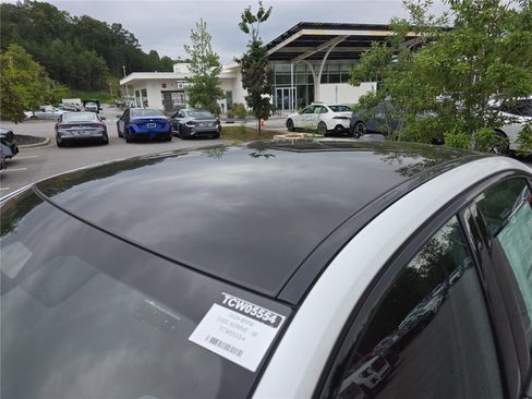 New 2026 BMW 550e xDrive AWD/4WD image 13