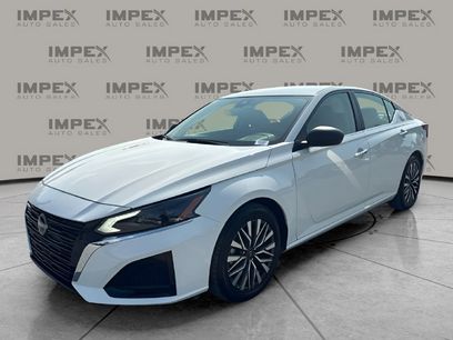 Used 2025 Nissan Altima 2.5 SV