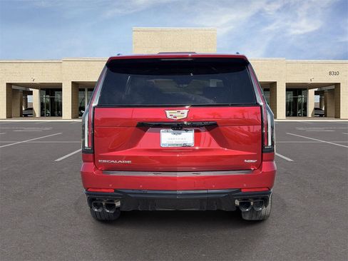Certified 2025 Cadillac Escalade ESV V image 6