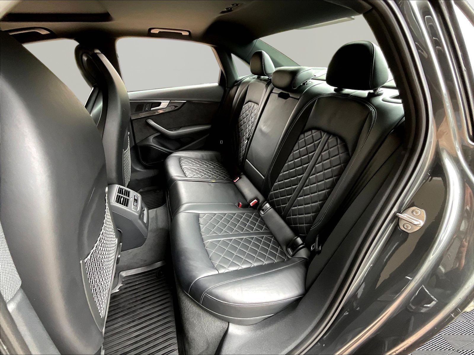 Used 2019 Audi S4 Premium Plus w/ Premium Plus Package AWD/4WD image 22