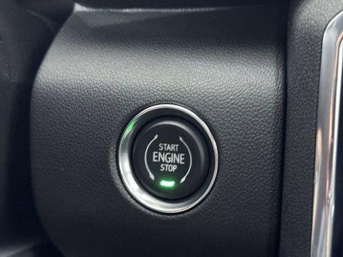 New 2026 GMC Acadia Elevation w/ Elevation Premium Package FWD image 17