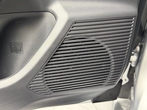 Certified 2025 Toyota Prius Plug-In Hybrid FWD image 21