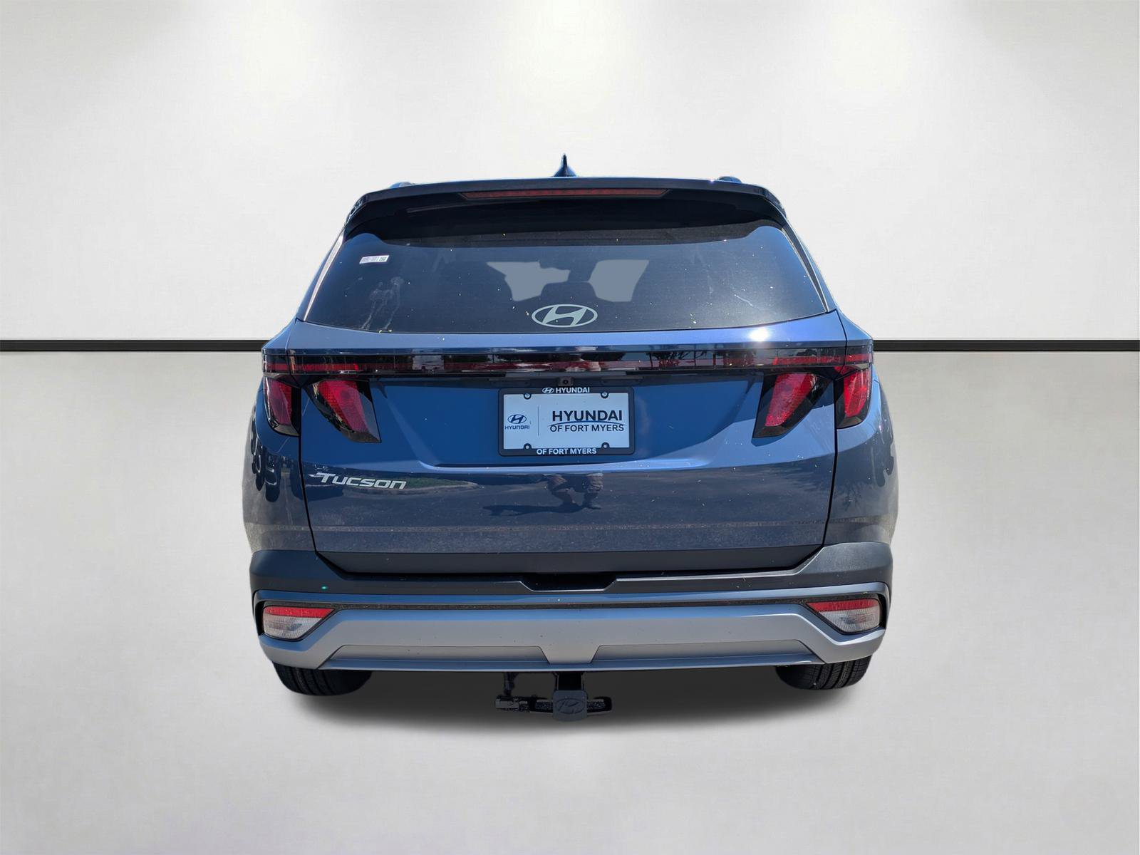 New 2026 Hyundai Tucson SEL Plus w/ Tow & Go Package FWD image 6
