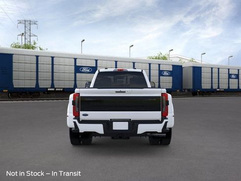 New 2026 Ford F450 Platinum w/ FX4 Off-Road Package AWD/4WD image 5