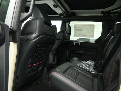 New 2025 Ford Bronco Raptor w/ Interior Carbon Fiber Pack image 19