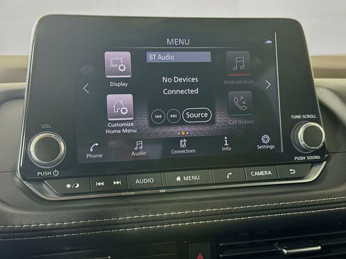 Used 2023 Nissan Rogue SV image 17