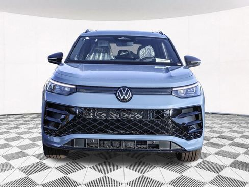 New 2026 Volkswagen Tiguan SE R-Line image 10