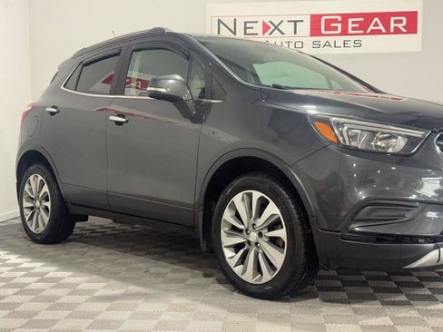 Used 2018 Buick Encore Preferred AWD/4WD image 2