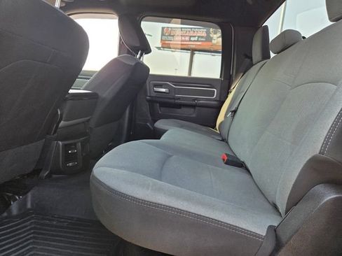 Used 2022 RAM 2500 Big Horn AWD/4WD image 6
