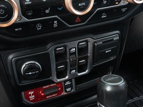 Used 2021 Jeep Gladiator Rubicon AWD/4WD image 24